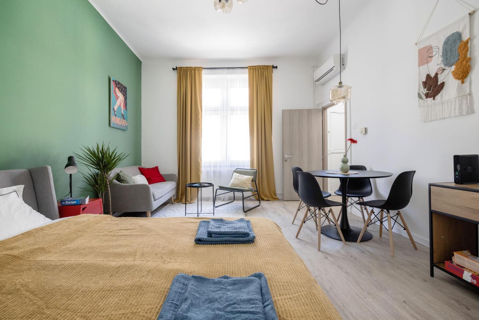 Stylish And Colourful Apartment In The City Centre Βουδαπέστη Εξωτερικό φωτογραφία